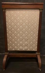 AL314 - Wood and fabric fire screen, 19th century, measures cm L 56 x H 91 x D 32